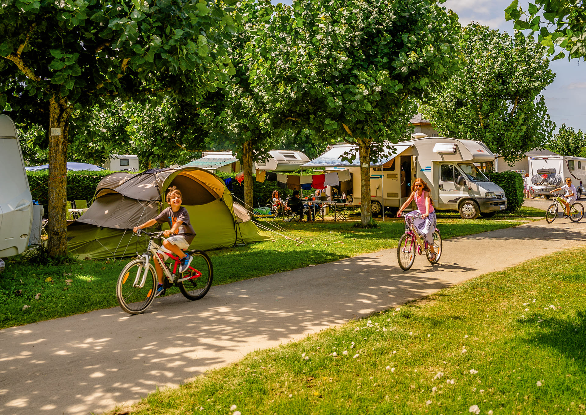 Camping-Le-Monloo-2 (1)