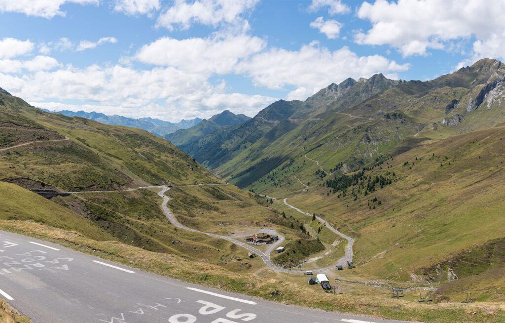 col du tourmalet hautes pyrenees
